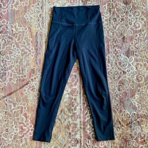 Girlfriend Collective 7/8 Leggings (Navy)